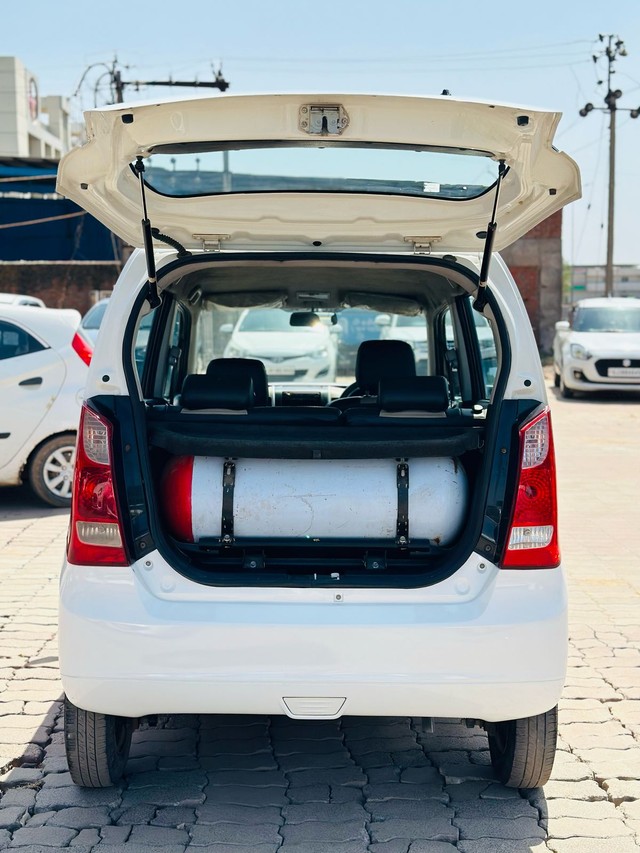 Second-hand 2017 Maruti Wagon R Stingray LXI Optional for sale in Sabarkantha-19