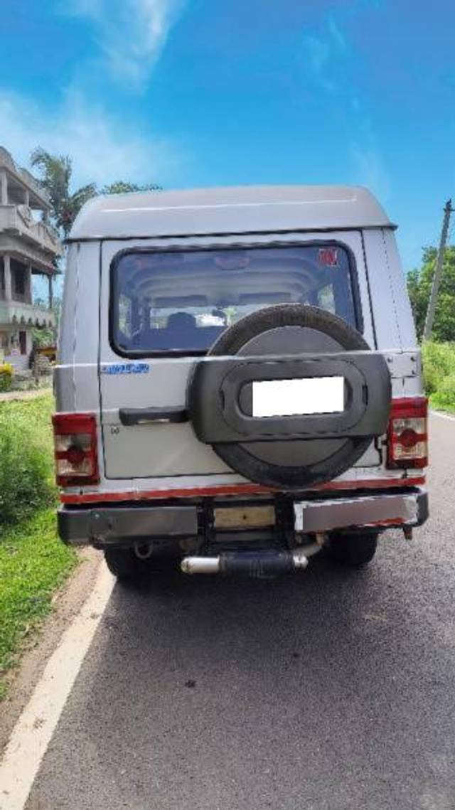 https://images10.gaadi.com/usedcar_image/4479408/original/processed_0c74d6a1-bb36-4d13-bf35-f74716baaa18.jpg?imwidth=6402