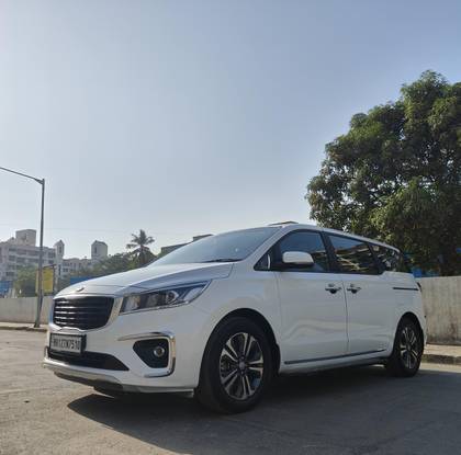 Kia Carnival Premium Kia Carnival Premium
