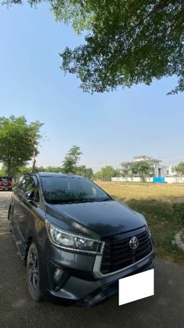 https://images10.gaadi.com/usedcar_image/4480286/original/processed_01cd257a-d7af-4349-b95a-ef0c5c145d42.jpeg?imwidth=6400