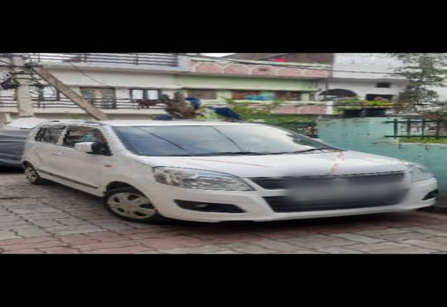https://images10.gaadi.com/usedcar_image/4480294/original/9c3c94ec-e675-47ef-b1f8-60f2ff404d53.?imwidth=6401