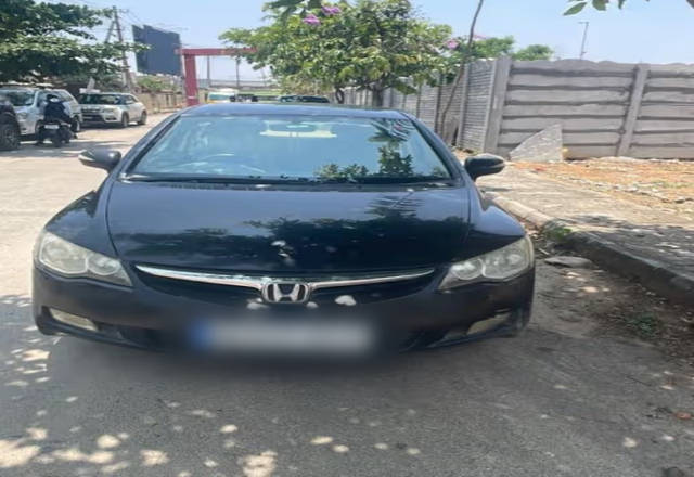 https://images10.gaadi.com/usedcar_image/4480331/original/dae266d0-7f47-4050-9471-a13b67c522e5.?imwidth=6400