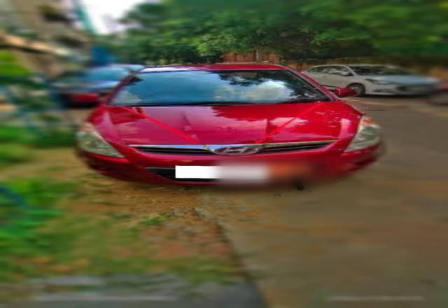 https://images10.gaadi.com/usedcar_image/4480441/original/0117bc72-ce61-4bb8-8342-0fa7e2e381b7.?imwidth=6401