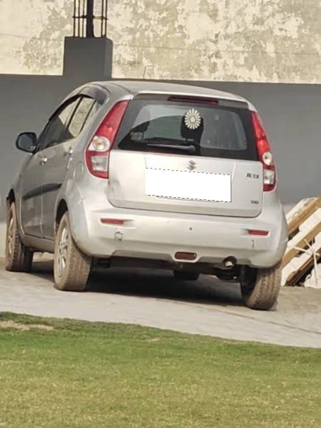https://images10.gaadi.com/usedcar_image/4480641/original/processed_ba18f57b-c4bd-45ae-993d-e1e9ecea2178.png?imwidth=6400