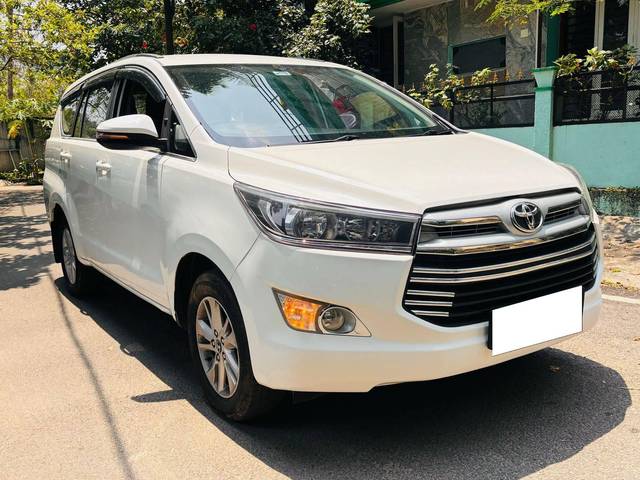 https://images10.gaadi.com/usedcar_image/4480808/original/processed_adaf4995bdc6b1e977e93189269991ea.jpg?imwidth=6400