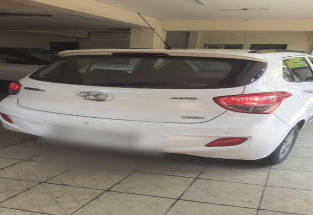 https://images10.gaadi.com/usedcar_image/4480811/original/e7e364cf-a90f-4f74-a88f-b42d13761848.?imwidth=6401