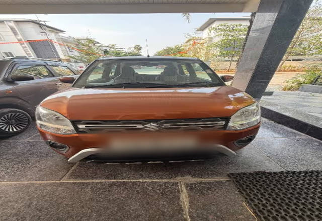 https://images10.gaadi.com/usedcar_image/4480939/original/4ad612f8-69e6-4986-b6e8-13b9bd84edde.?imwidth=6400