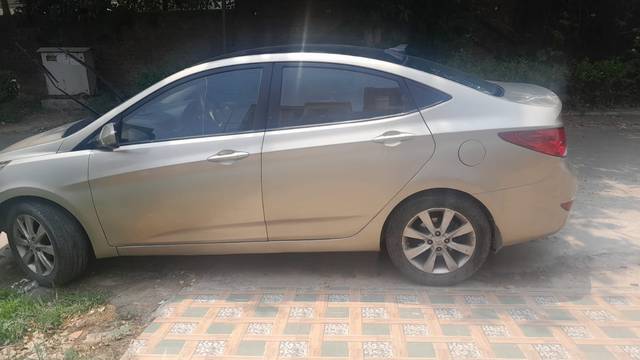 https://images10.gaadi.com/usedcar_image/4481080/original/47548b0d-b620-4d87-acd0-a270511ebf7a.jpg?imwidth=6401