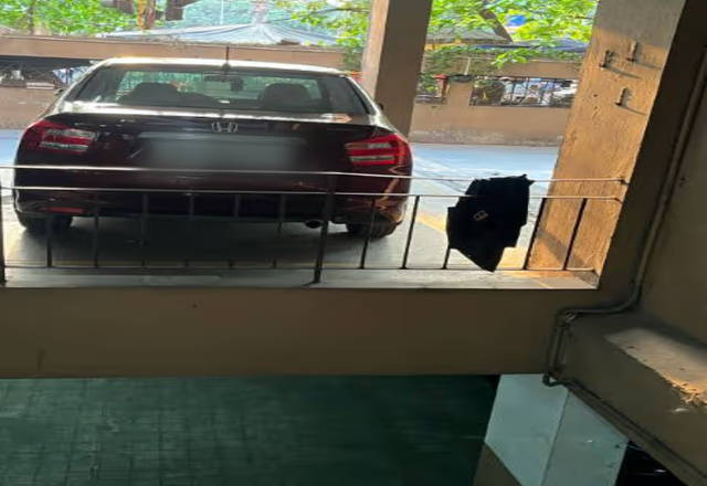 https://images10.gaadi.com/usedcar_image/4481455/original/b0514495-4873-4749-92fc-b0e09497ddfe.?imwidth=6401