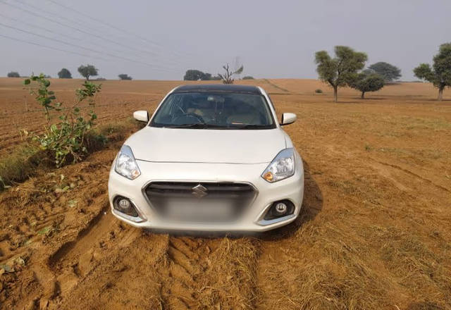 https://images10.gaadi.com/usedcar_image/4481482/original/f3246aac-e7c5-451a-b2cd-e56da5e9295e.?imwidth=6400