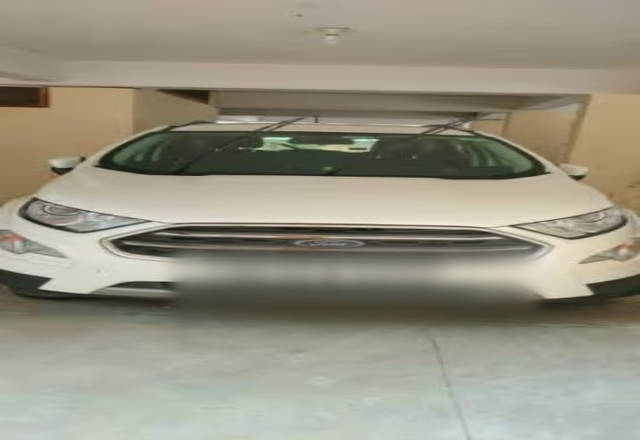 https://images10.gaadi.com/usedcar_image/4481523/original/ebfb99ec-ae1f-48c5-83e3-8897edb6a00f.?imwidth=6400
