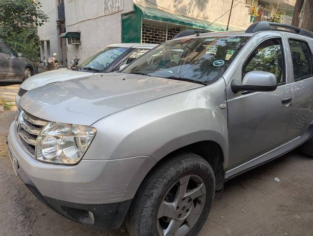 https://images10.gaadi.com/usedcar_image/4481840/original/e0f4fad9-c71e-4a3f-ac1e-6b3b27457524.jpg?imwidth=6402