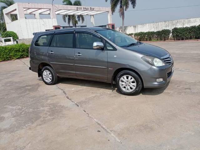 https://images10.gaadi.com/usedcar_image/4481912/original/processed_af55aa4b-6074-4bdb-b118-295be08b548c.jpg?imwidth=6400