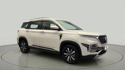 MG Hector Sharp Diesel MT BSIV MG Hector Sharp Diesel MT BSIV
