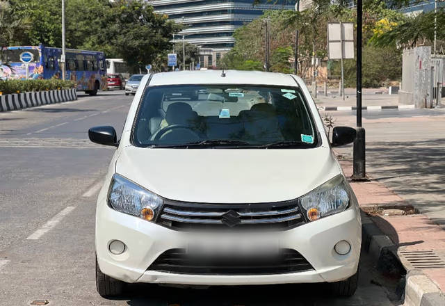 https://images10.gaadi.com/usedcar_image/4482376/original/f4fdb7ab-f05f-4c83-9804-b832f4955171.?imwidth=6400