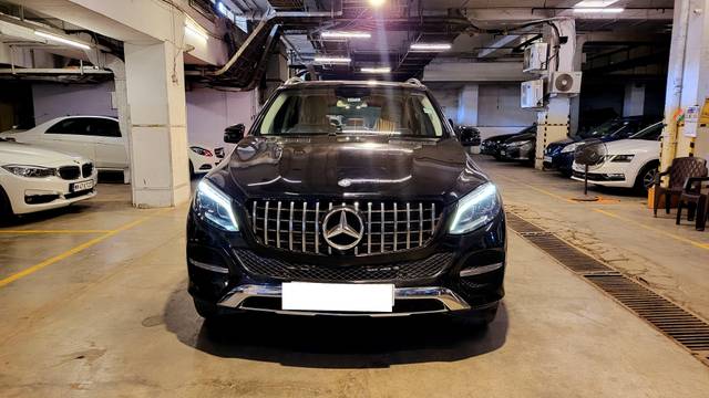 https://images10.gaadi.com/usedcar_image/4482404/original/processed_2a4852af8e572502ea7f12df4e6d088b.jpg?imwidth=6400