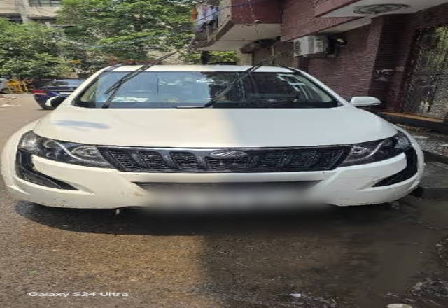 https://images10.gaadi.com/usedcar_image/4482459/original/0ae78cf1-0e3b-449c-8d49-38d2bc40f702.?imwidth=6400