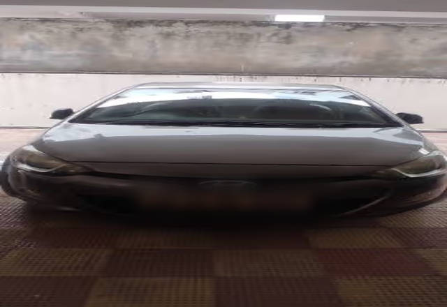 https://images10.gaadi.com/usedcar_image/4482495/original/bb559911-037d-4c5b-b8c1-f4f568d408a5.?imwidth=6400