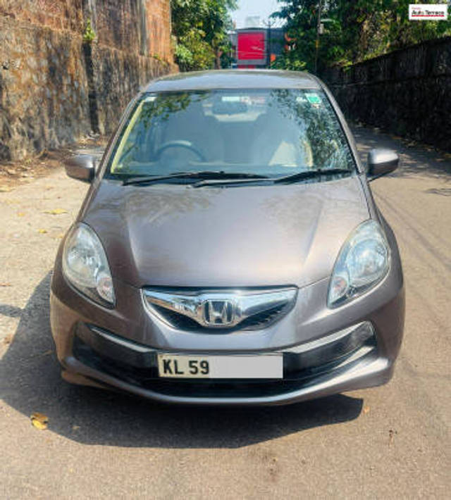 https://images10.gaadi.com/usedcar_image/4482885/original/0a8ffa1047cdbf12781a1794afca4852.jpg?imwidth=6400