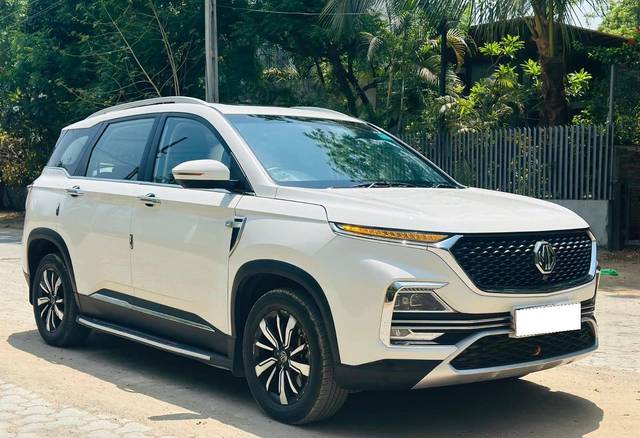https://images10.gaadi.com/usedcar_image/4482911/original/processed_8086524372ed5b4b90bc67da419fec7b.jpg?imwidth=6400