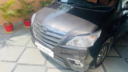 Toyota Innova 2.5 G (Diesel) 7 Seater BS IV