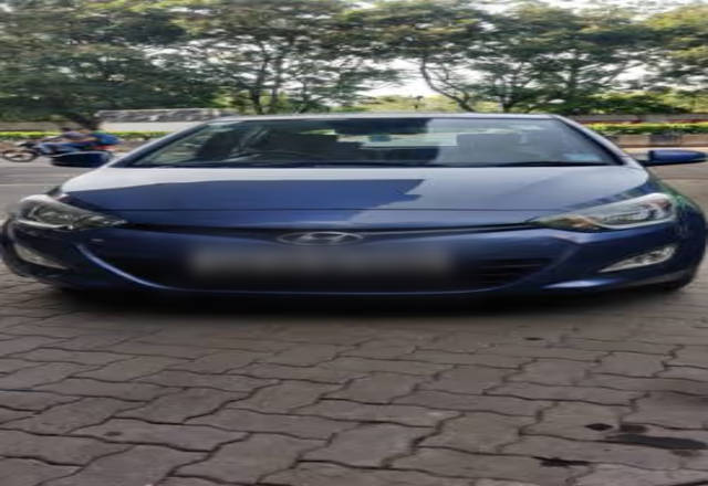 https://images10.gaadi.com/usedcar_image/4483517/original/10e997a6-1986-414b-a330-347c0b5fd6e9.?imwidth=6400