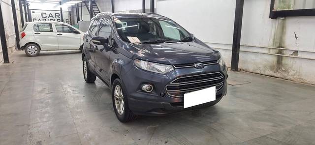 https://images10.gaadi.com/usedcar_image/4483522/original/processed_a101a16e41d0b25265d91247a4dc39ea.jpg?imwidth=6400