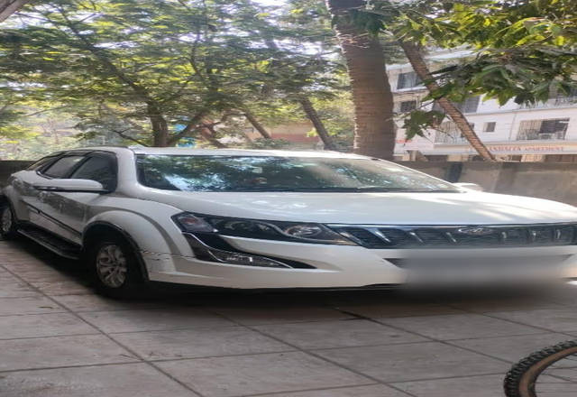 https://images10.gaadi.com/usedcar_image/4483731/original/5829fda5-cf02-486b-8263-bf77d4a21e7c.?imwidth=6401