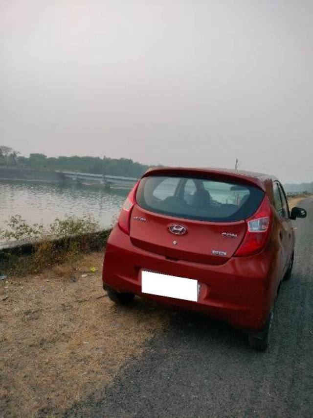 https://images10.gaadi.com/usedcar_image/4483944/original/processed_e13d6cf9-db64-41eb-b52d-2a8ad4d10489.jpg?imwidth=6401