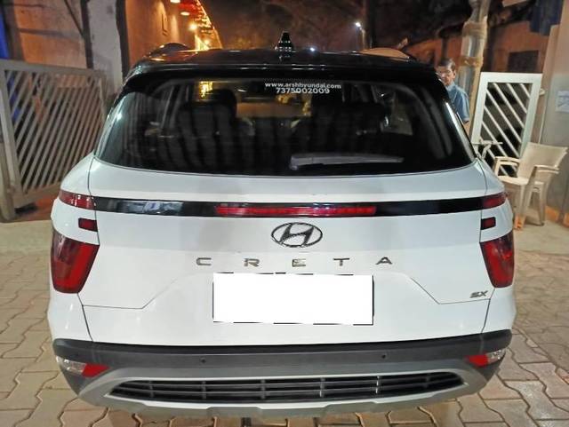 https://images10.gaadi.com/usedcar_image/4484222/original/processed_77af5008-bb13-4b29-94fb-ba8515b430ee.jpeg?imwidth=6400