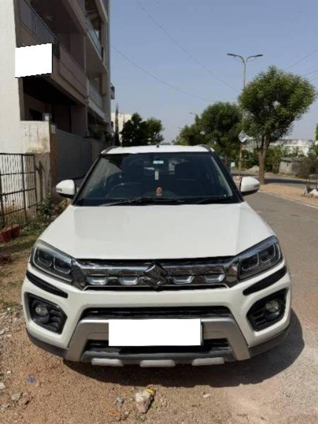 https://images10.gaadi.com/usedcar_image/4484619/original/processed_a5f6acfb-fa00-478f-a5bd-431548cd1874.JPG?imwidth=6400