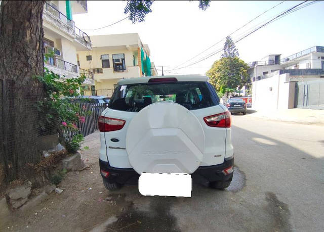 https://images10.gaadi.com/usedcar_image/4484664/original/processed_76b6821e-50a0-4ae1-93d6-8bdfe880eb3f.png?imwidth=6401