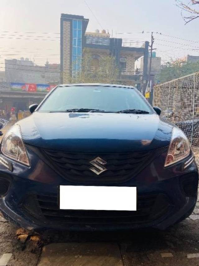 https://images10.gaadi.com/usedcar_image/4484759/original/processed_9f91fe95-5e23-438f-ac7d-9ef27755dea2.jpeg?imwidth=6402