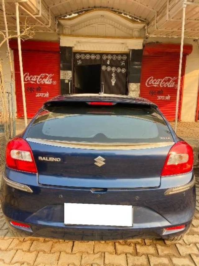 https://images10.gaadi.com/usedcar_image/4484759/original/processed_f78c258b-3bb4-460d-9aea-60f4ea15955f.jpeg?imwidth=6401
