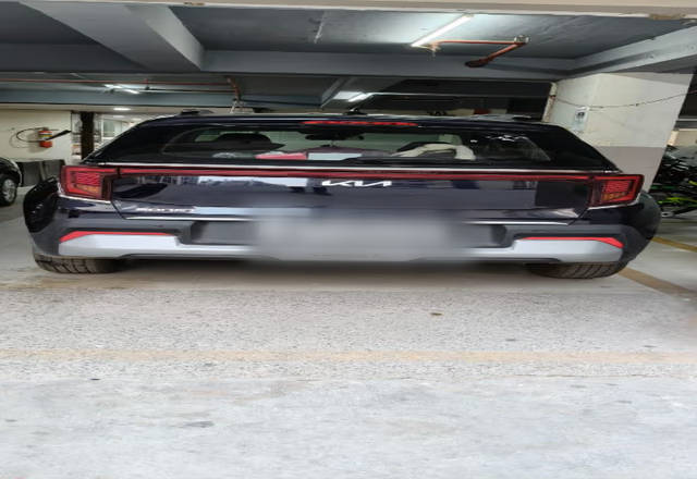 https://images10.gaadi.com/usedcar_image/4484829/original/d505ebd7-ba13-4d33-8cb8-93bfe77d56fc.?imwidth=6401