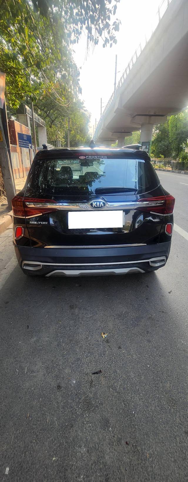 https://images10.gaadi.com/usedcar_image/4485737/original/processed_ded6f3cfd2b105a15c09cb823ea0692c.jpg?imwidth=6401