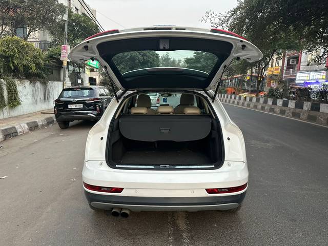 https://images10.gaadi.com/usedcar_image/4486096/original/bf0de5bf4b37d6b77e4884fac01f0617.jpg?imwidth=6402