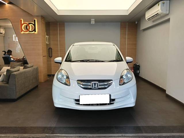 https://images10.gaadi.com/usedcar_image/4486331/original/processed_e2392035395fd9dfb9fabaac85e4ac30.jpeg?imwidth=6400