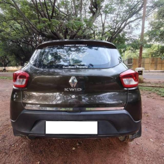 https://images10.gaadi.com/usedcar_image/4486510/original/processed_76b5d119-af86-48fa-853b-dcc2485ca1c0.jpg?imwidth=6401