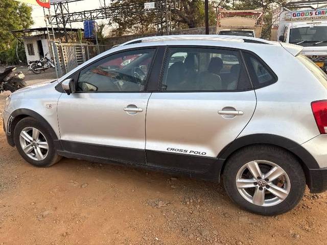 https://images10.gaadi.com/usedcar_image/4486586/original/processed_8d32d3e7-166e-48a5-9669-009a2cf9de0e.jpg?imwidth=6400