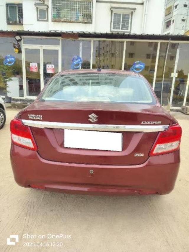 https://images10.gaadi.com/usedcar_image/4486948/original/processed_f2969104-2d4a-4cb7-b02b-bdee55253512.jpg?imwidth=6401