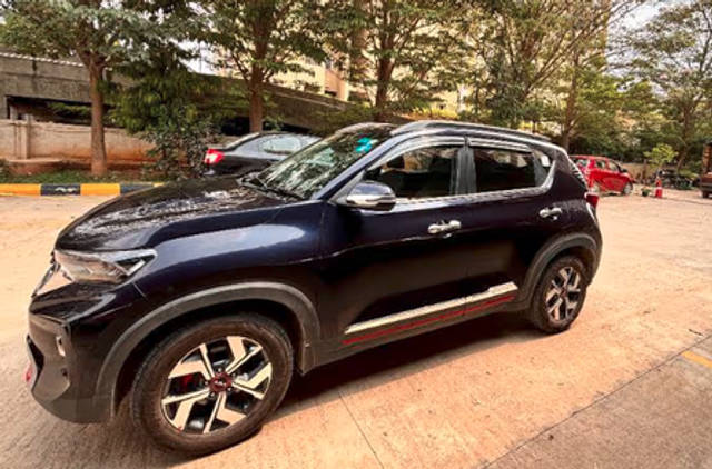 https://images10.gaadi.com/usedcar_image/4486973/original/2da12dec-832e-4f3a-9882-cec7d2799c8d.png?imwidth=6402