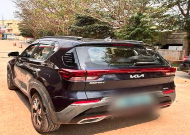 https://images10.gaadi.com/usedcar_image/4486973/original/488f32fe-d454-4328-b435-5d4acd52dbad.png?imwidth=6401