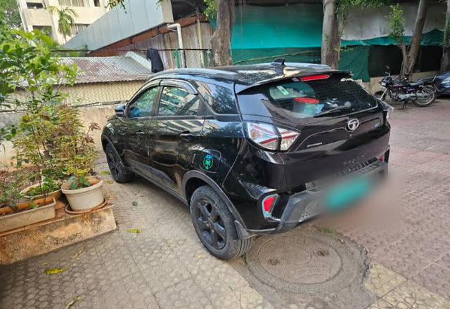 https://images10.gaadi.com/usedcar_image/4487050/original/5314fd2f-e69a-4b6b-aa4c-87fa3abe7a56.?imwidth=6400