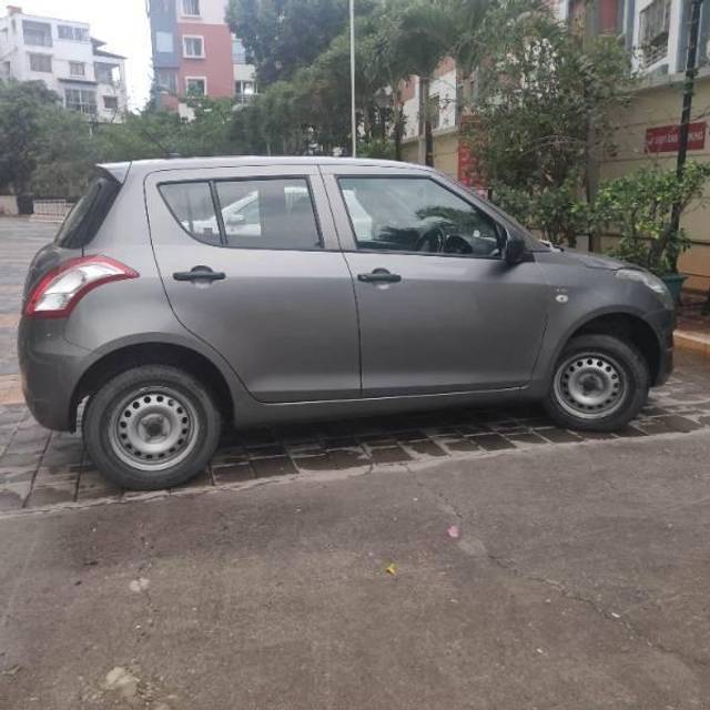 https://images10.gaadi.com/usedcar_image/4487122/original/processed_9cc91cb1-3520-4bc2-bca3-c1ef0203548e.jpg?imwidth=6402