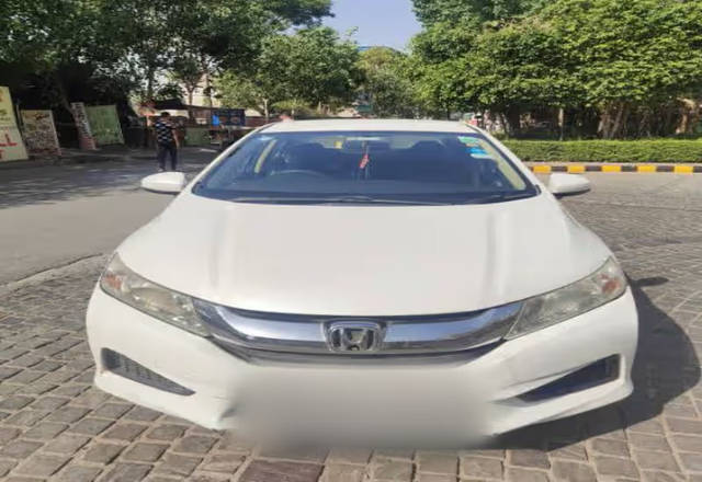 https://images10.gaadi.com/usedcar_image/4487398/original/c21abf89-12fc-4ef1-be0a-55890616fef1.?imwidth=6400