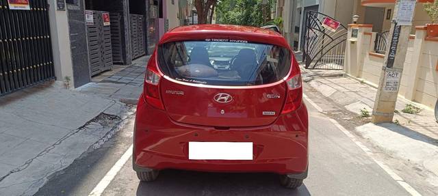 https://images10.gaadi.com/usedcar_image/4487431/original/processed_33635d71-87a1-415c-8868-fcbfc23781f0.jpg?imwidth=6400