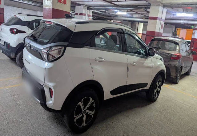 https://images10.gaadi.com/usedcar_image/4487909/original/adc7ad4b-1966-4366-910f-84d8f54efb58.?imwidth=6401