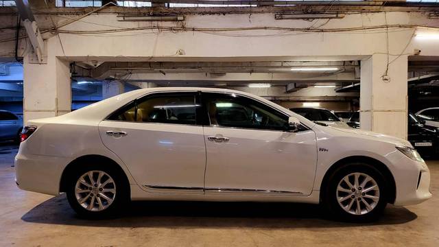 https://images10.gaadi.com/usedcar_image/4487920/original/processed_35f1ce8945194e311b8f4a9129c83146.jpg?imwidth=6401