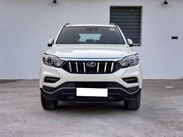 https://images10.gaadi.com/usedcar_image/4487953/original/processed_918f0b97e1f1c43fe86ed726324ae185.jpg?imwidth=6400